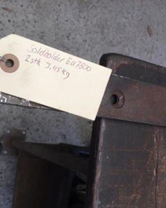 Bracket for wire mesh screen f/mill EU-7500 M&M